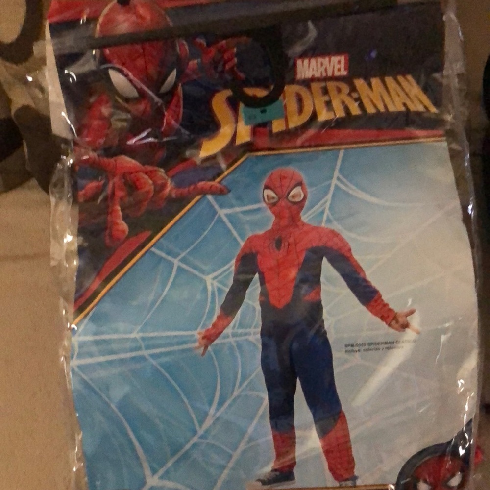 NWT Marvel boys Spider-Man costume. Size 8